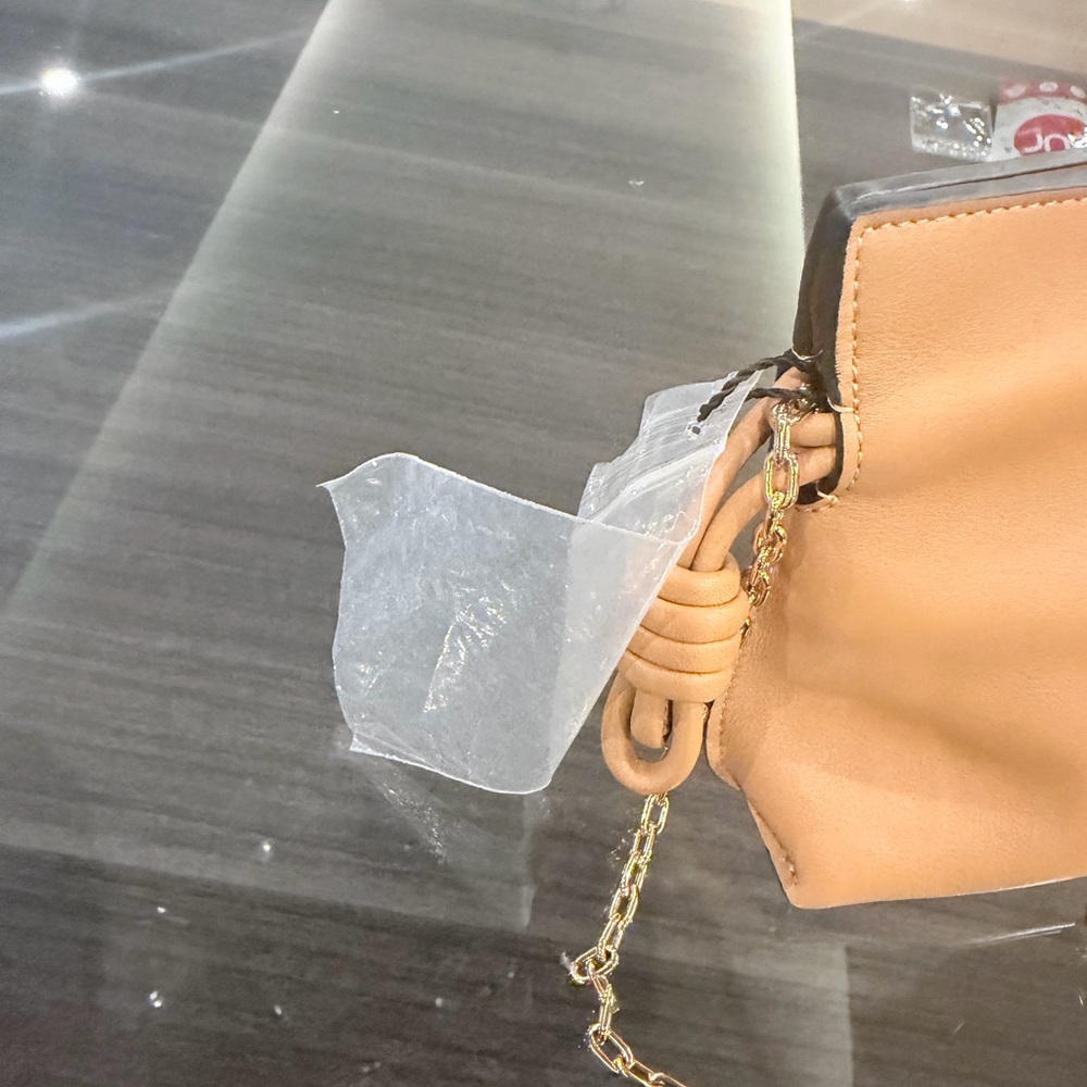 Loewe Camel Leather Crossbody with Gold Chain - Picture 2 of 9